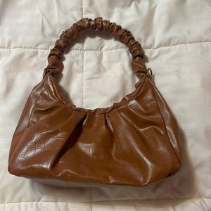 Brown Shoulder Bag 🤎